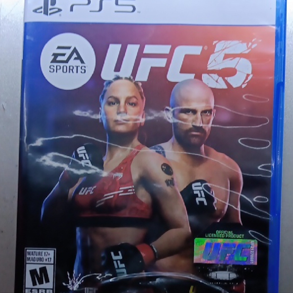 EA Sports UFC 5 for PS5 - Blue Case